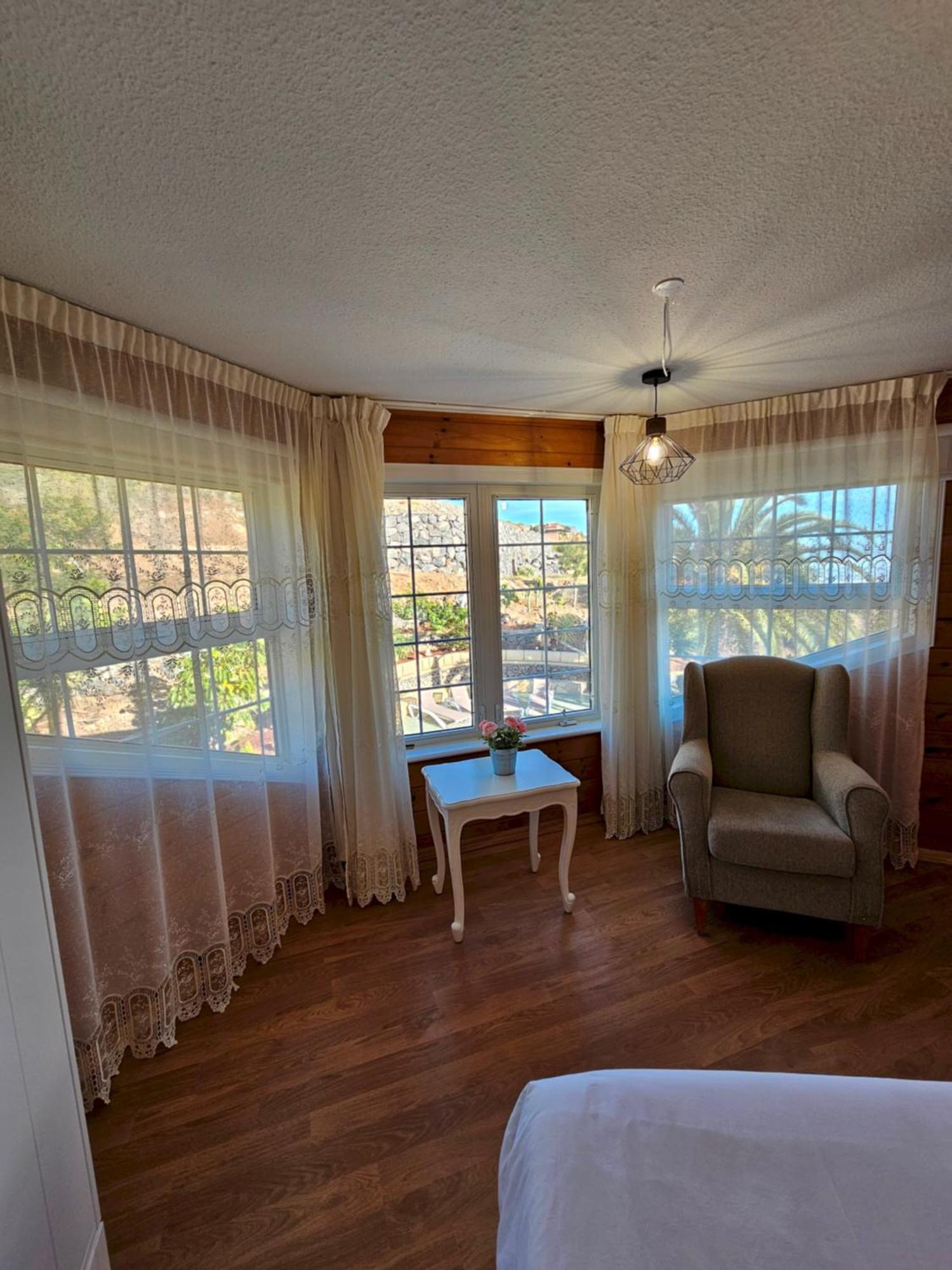 Villa Carlitos Vistas Al Mar Y A La Montana Costa Adeje  Extérieur photo